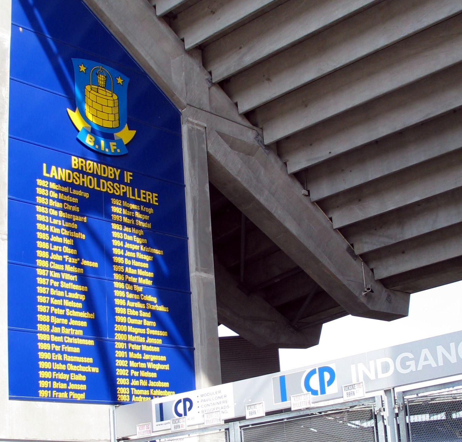 Brøndby Stadion indre efter renovering - 2005